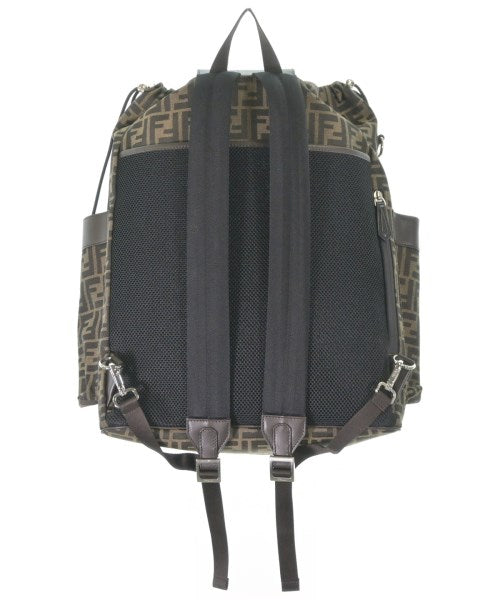FENDI เป้สะพายหลัง