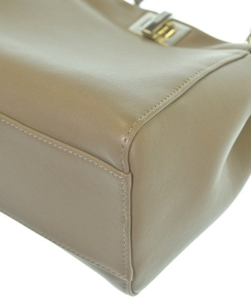 FENDI กระเป๋าถือ