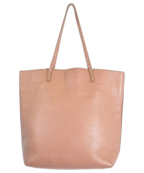 FENDI กระเป๋าถือขนาดใหญ่