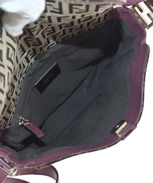 FENDI กระเป๋าสะพาย
