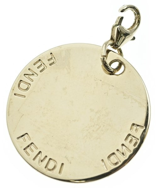 FENDI เครื่องประดับบนกระเป๋า