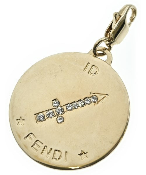 FENDI เครื่องประดับบนกระเป๋า