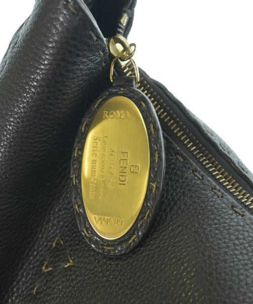 FENDI กระเป๋าสะพาย