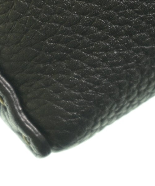 FENDI กระเป๋าสะพาย