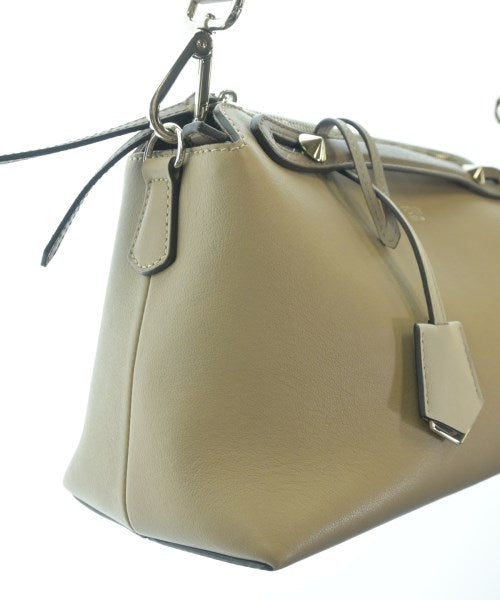 FENDI กระเป๋าสะพาย