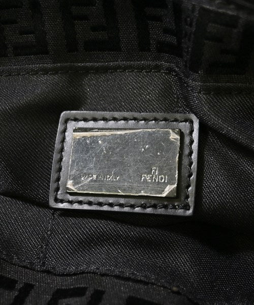 FENDI กระเป๋าถือ