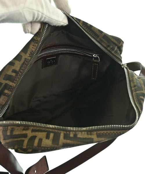 FENDI กระเป๋าสะพาย
