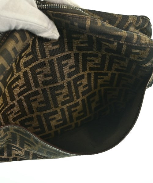 FENDI กระเป๋าสะพาย