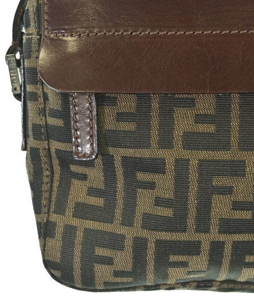 FENDI กระเป๋าสะพาย
