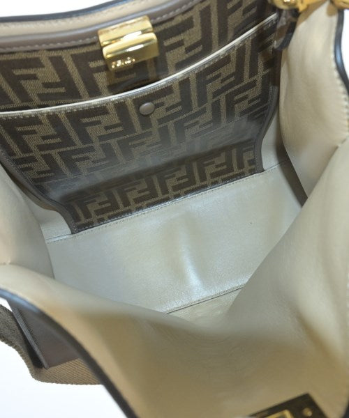 FENDI กระเป๋าสะพาย