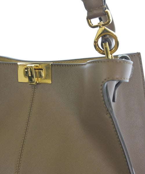 FENDI กระเป๋าสะพาย