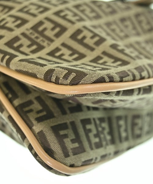 FENDI กระเป๋าสะพาย