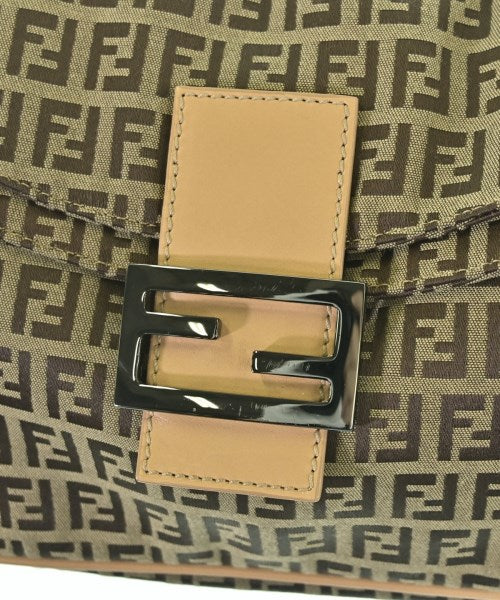 FENDI กระเป๋าสะพาย