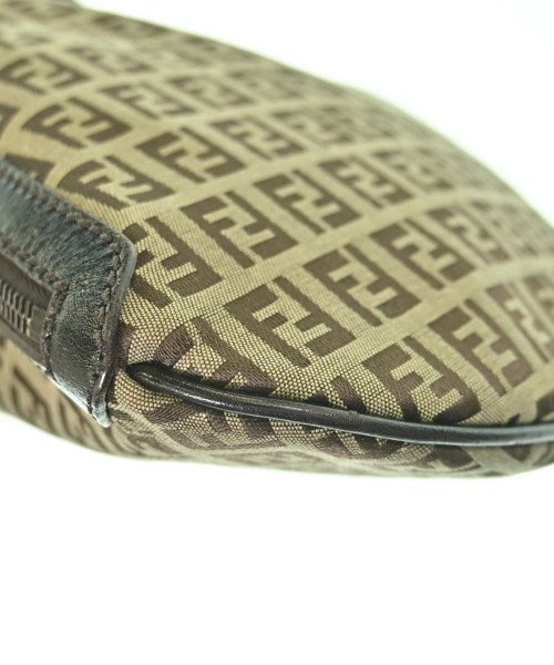 FENDI กระเป๋าสะพาย