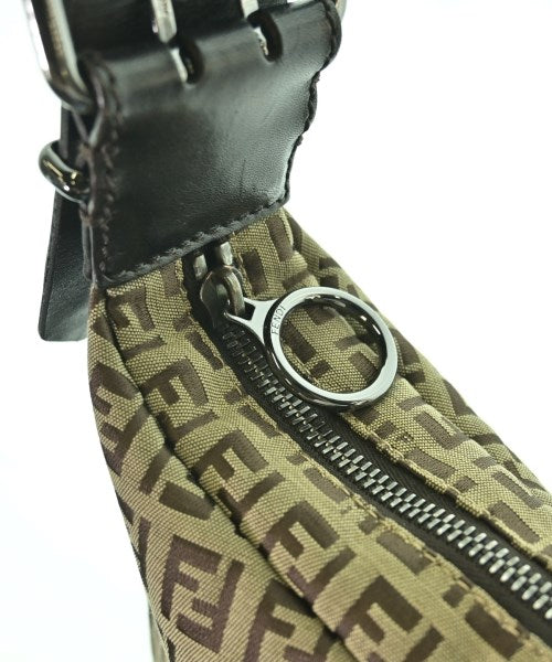 FENDI กระเป๋าสะพาย