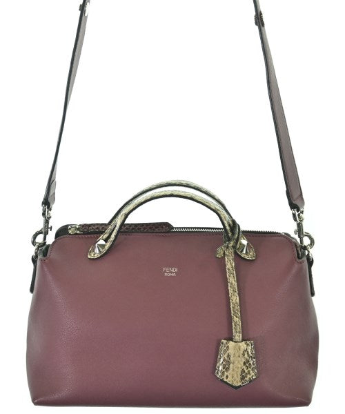 FENDI กระเป๋าสะพาย