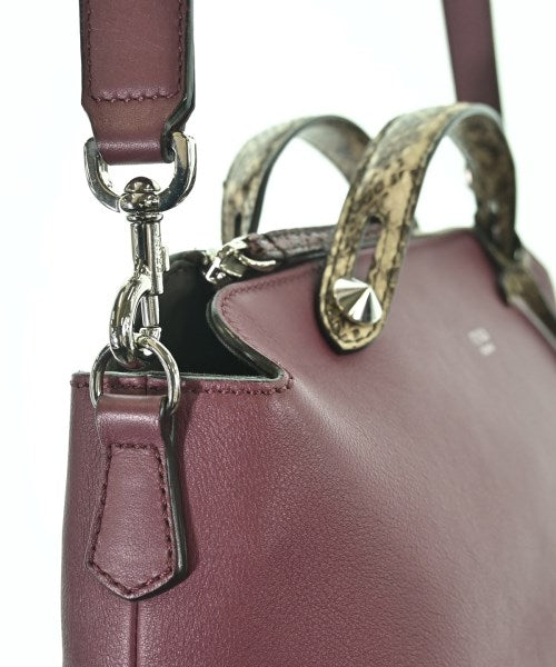 FENDI กระเป๋าสะพาย