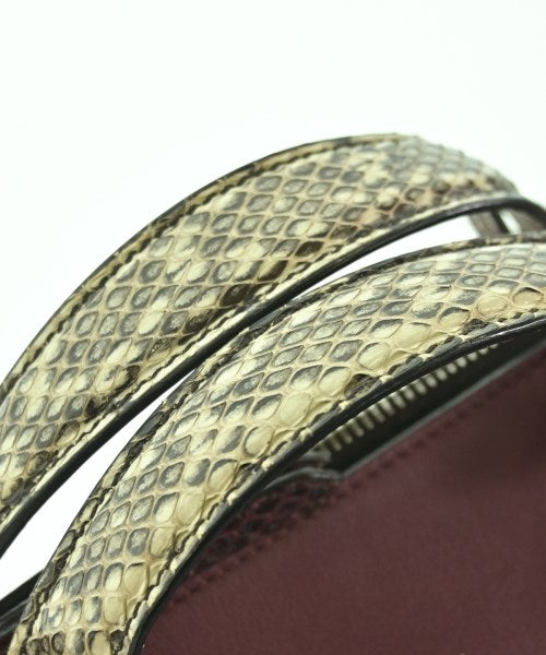 FENDI กระเป๋าสะพาย
