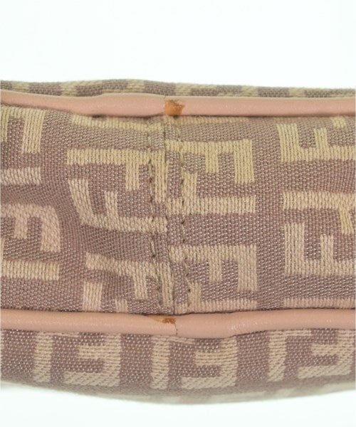FENDI กระเป๋าสะพาย