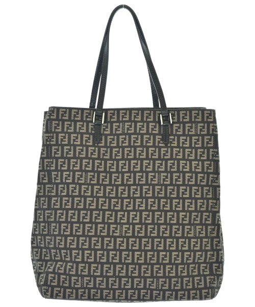FENDI กระเป๋าถือขนาดใหญ่