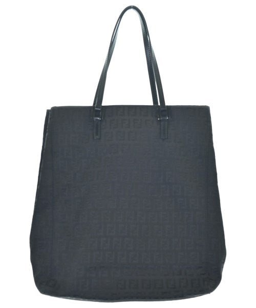 FENDI กระเป๋าถือขนาดใหญ่