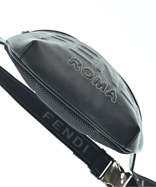 FENDI กระเป๋าสะพาย