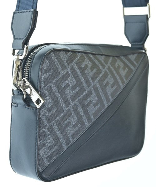 FENDI กระเป๋าสะพาย