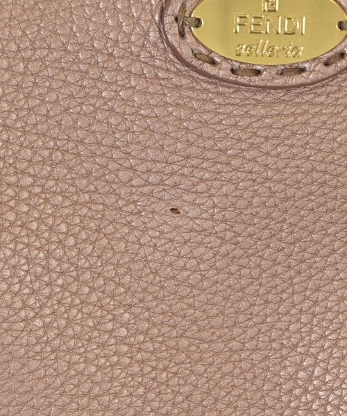 FENDI กระเป๋าสะพาย
