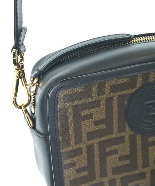 FENDI กระเป๋าสะพาย