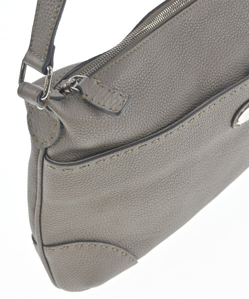 FENDI กระเป๋าสะพาย