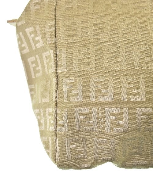 FENDI กระเป๋าถือ