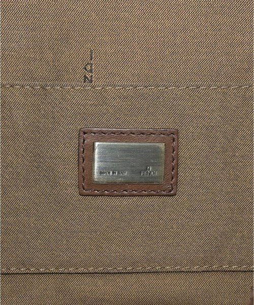 FENDI กระเป๋าสะพาย