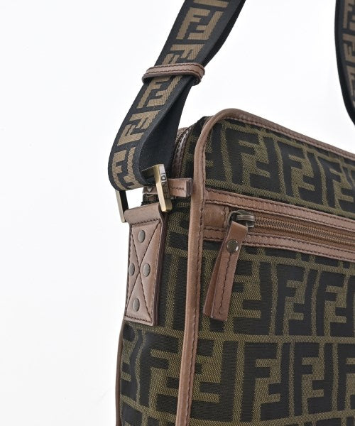FENDI กระเป๋าสะพาย