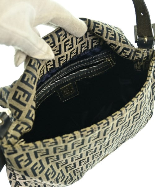 FENDI กระเป๋าถือ