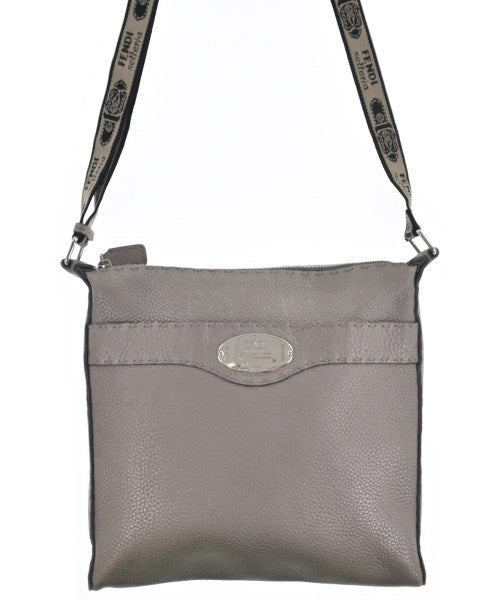 FENDI กระเป๋าสะพาย