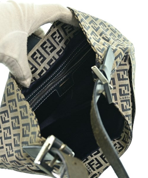 FENDI กระเป๋าถือ