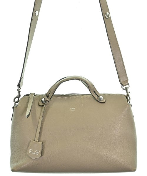 FENDI กระเป๋าสะพาย