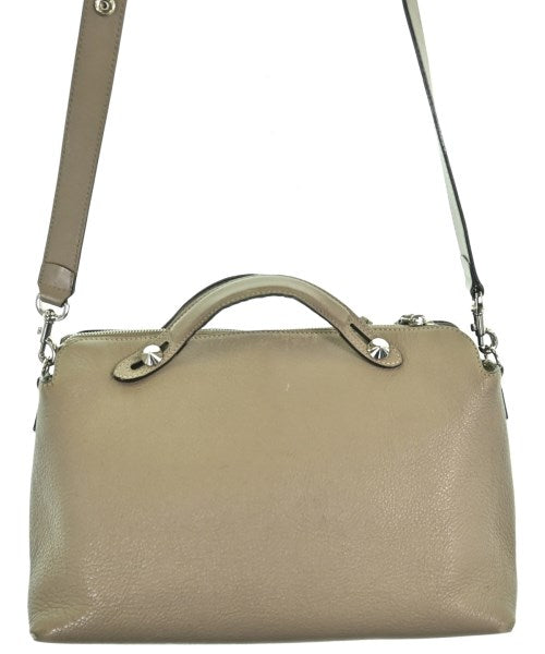 FENDI กระเป๋าสะพาย