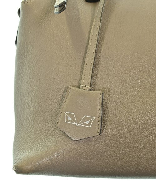 FENDI กระเป๋าสะพาย