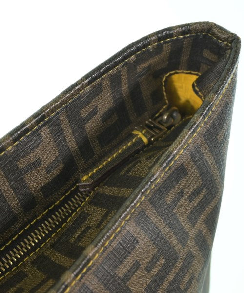 FENDI กระเป๋าถือขนาดใหญ่