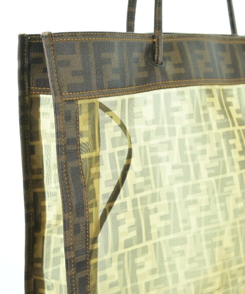 FENDI กระเป๋าถือขนาดใหญ่