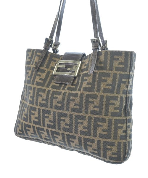 FENDI กระเป๋าถือขนาดใหญ่