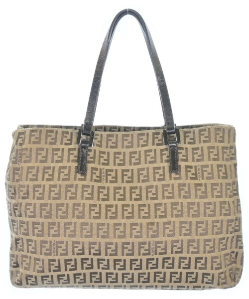 FENDI กระเป๋าถือขนาดใหญ่