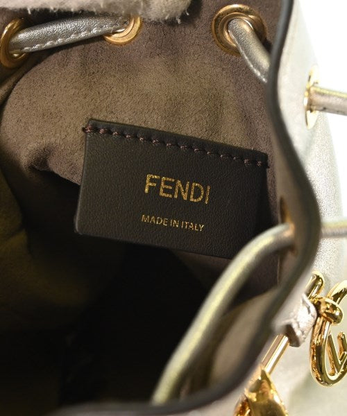 FENDI กระเป๋าสะพาย