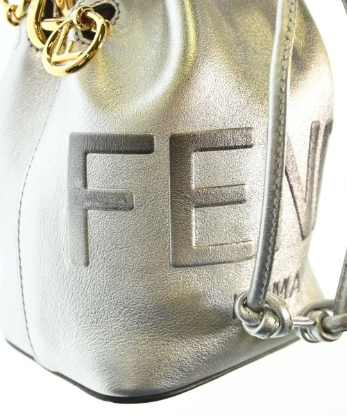 FENDI กระเป๋าสะพาย