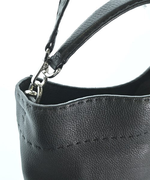 FENDI กระเป๋าสะพาย