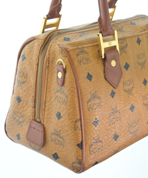 MCM กระเป๋าใส่อุปกรณ์ขนาดใหญ่