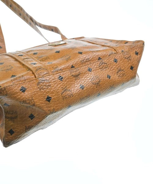 MCM กระเป๋าถือขนาดใหญ่