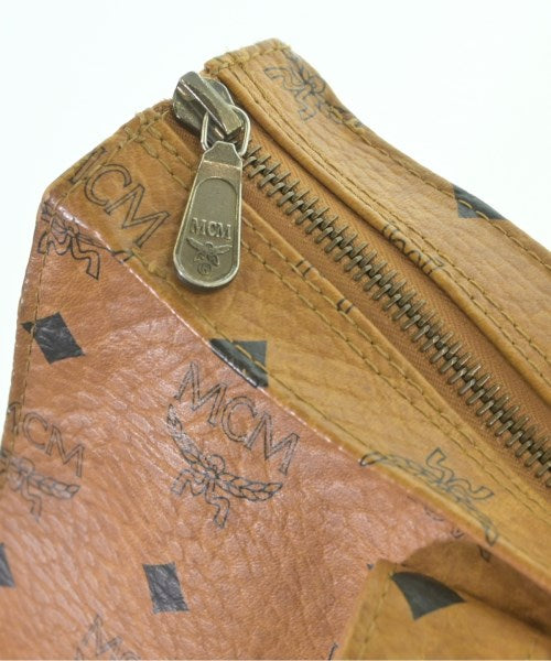 MCM กระเป๋าถือขนาดใหญ่