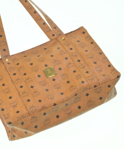 MCM กระเป๋าถือขนาดใหญ่
